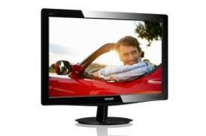 monitory LCD 17