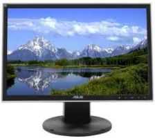 monitory LCD 21