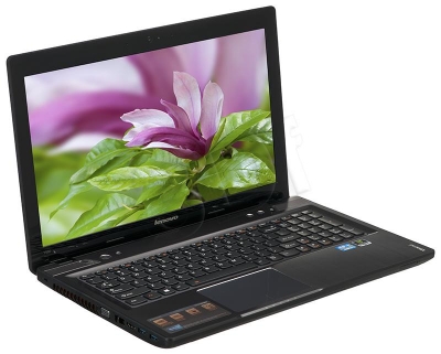 Lenovo IdeaPad Y580 i7-3630QM 8GB 15,6 1TB GTX660M(2GB) W8
