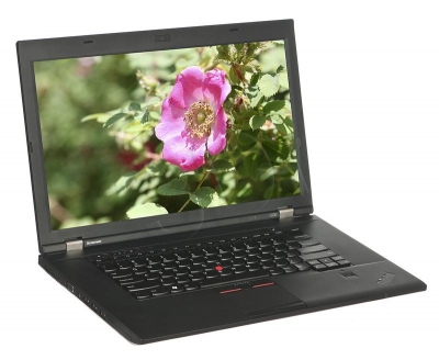 L530 B815 2GB 15,6 320 UMA DOS