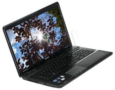 TOSHIBA SATELLITE P770-120 i7-2670QM 4GB 640 17,3 NVIDIA  GeForce GT540M W7HP